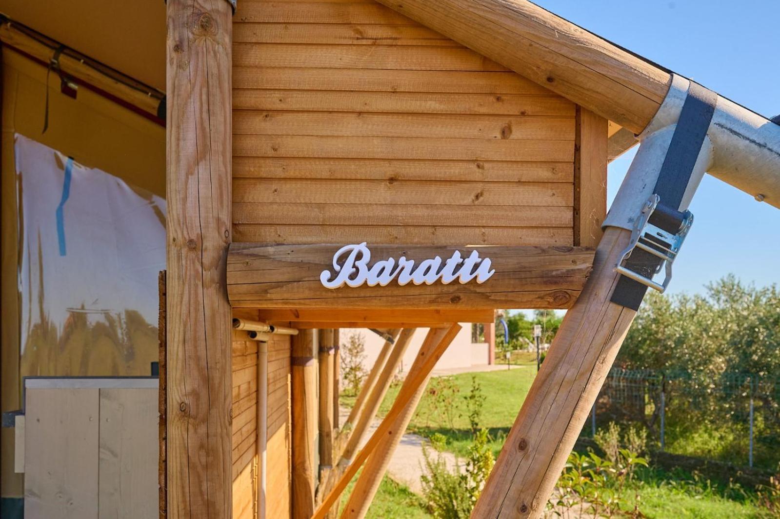 Delfino Tuscany Resort Марина-ди-Чечина Экстерьер фото